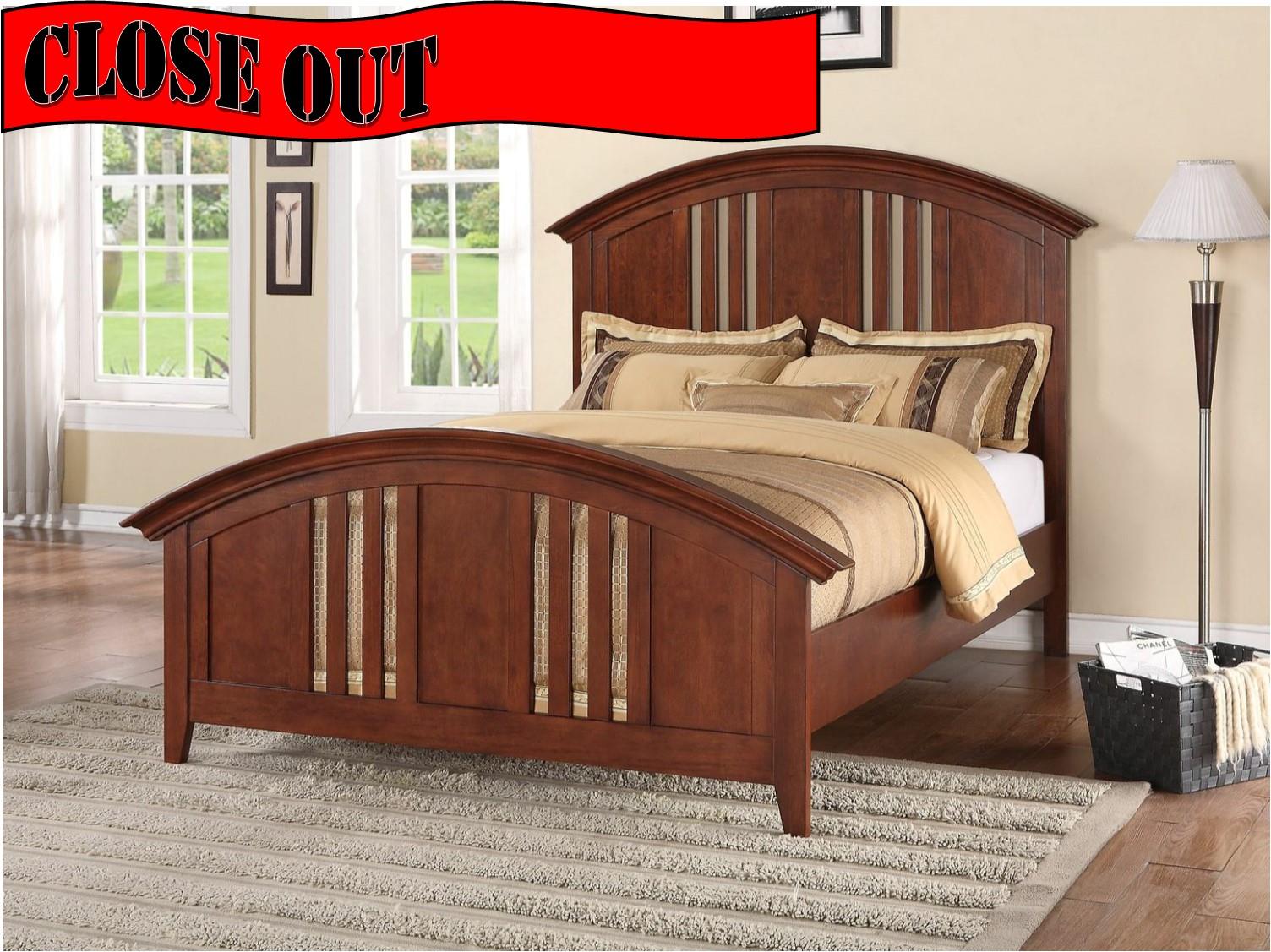 Crossroads Furniture 6100 Lancaster 4 Drawer Night Stand
