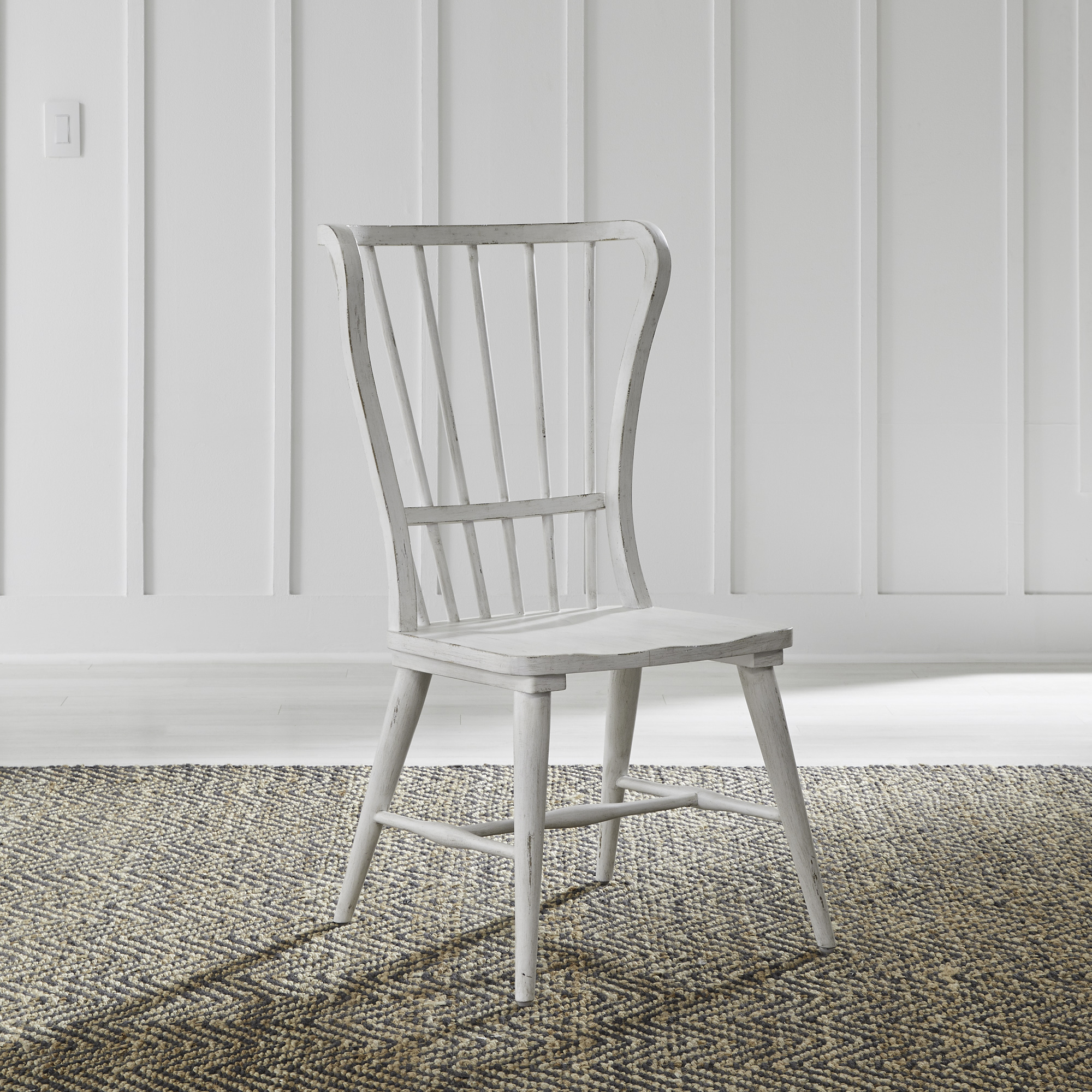 Liberty Furniture Windsor Back Side Chair (RTA)