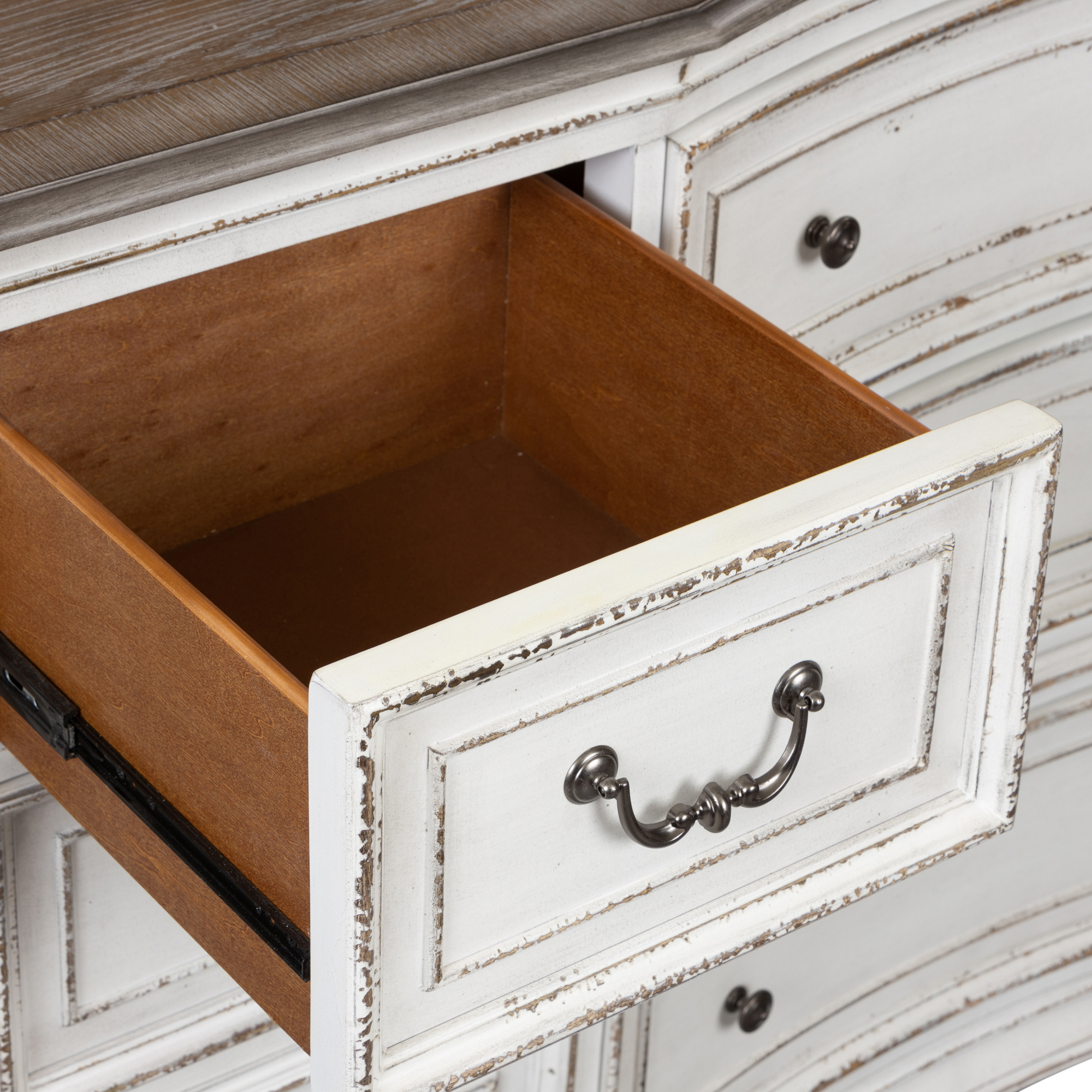 Model: 244-BR34 | Liberty Furniture 9 Drawer Dresser