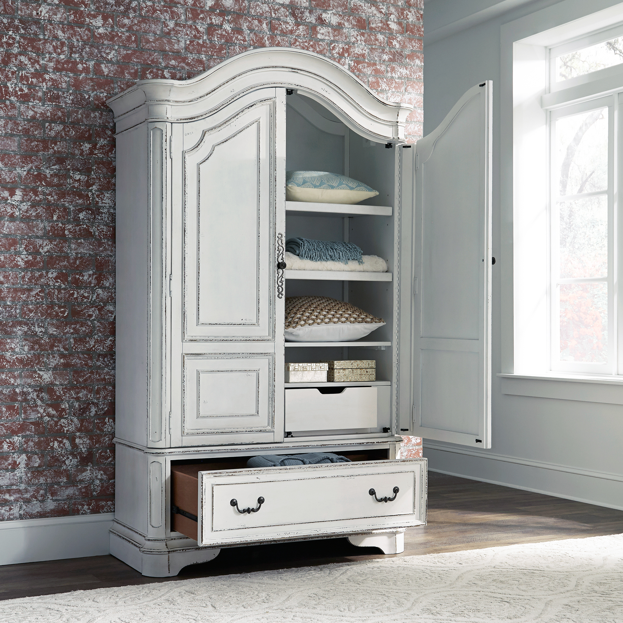 Model: 244-BR-ARM | Liberty Furniture Armoire