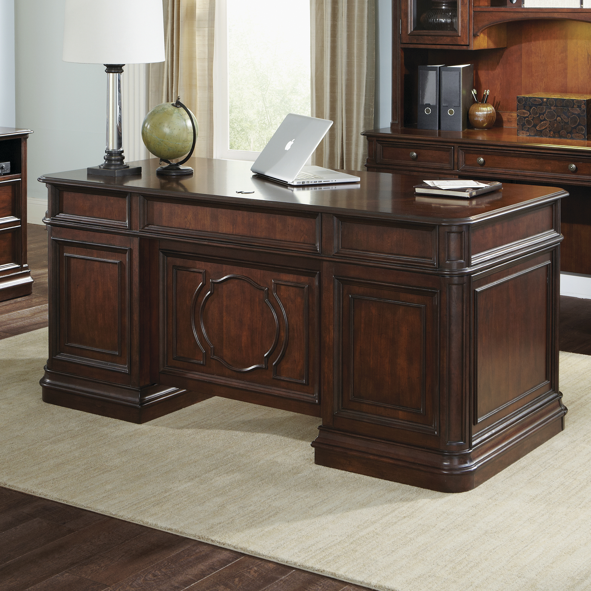 Liberty Furniture Jr Executive Desk Top
