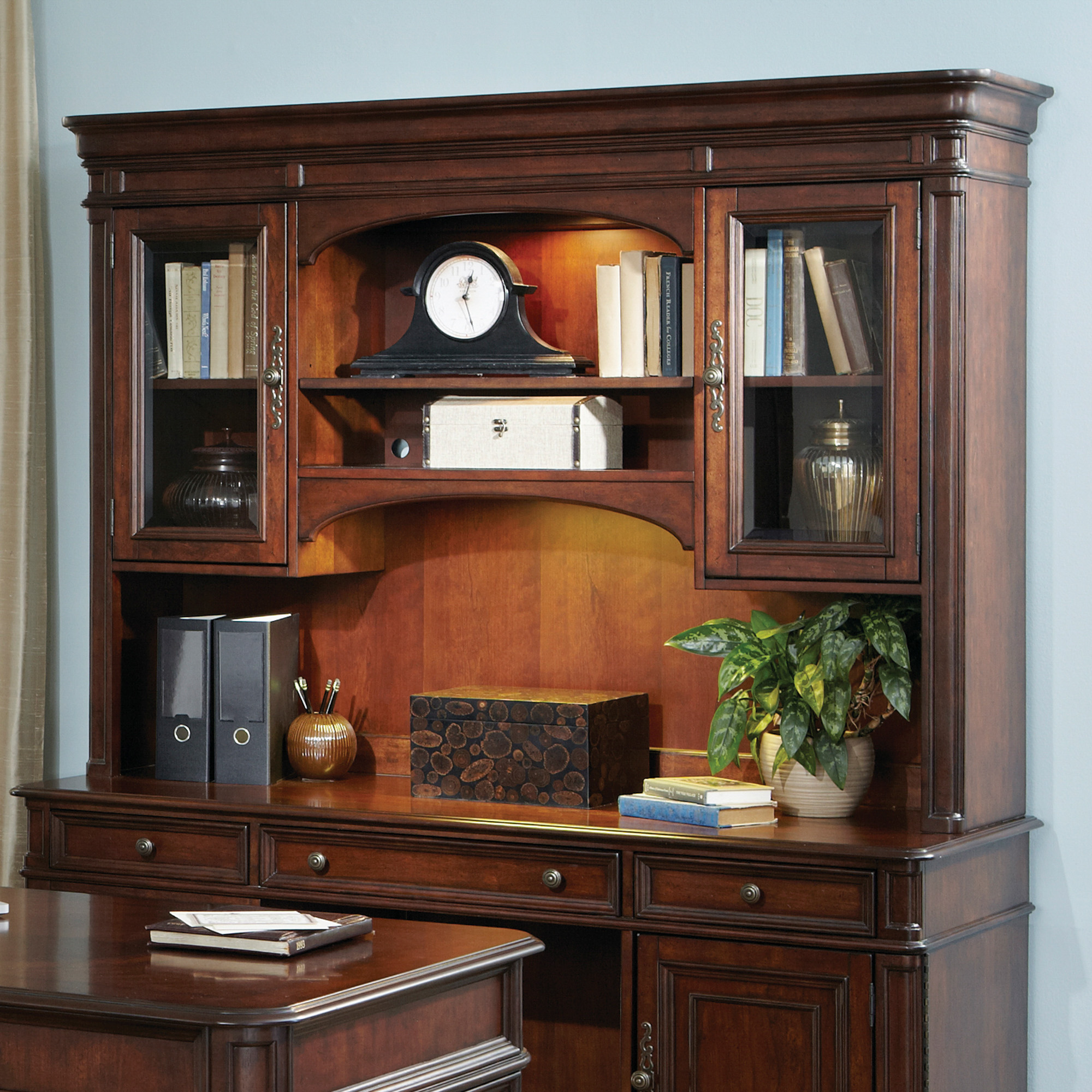 Liberty Furniture Jr Executive Credenza Hutch