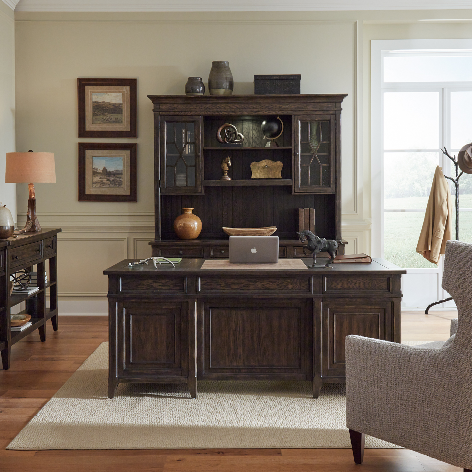 Liberty Furniture 5 Piece Executive Set