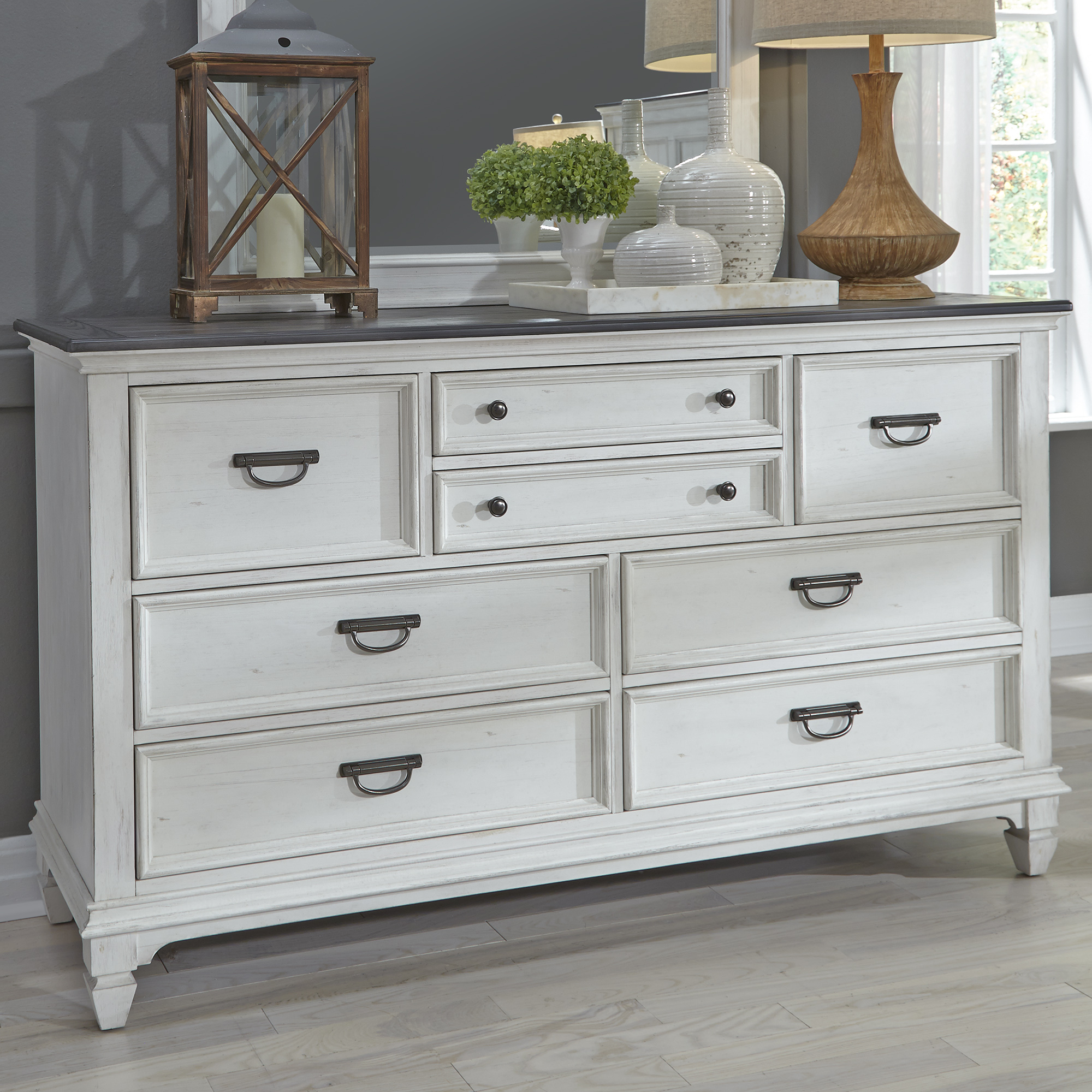 Model: 417-BR31 | Liberty Furniture 8 Drawer Dresser