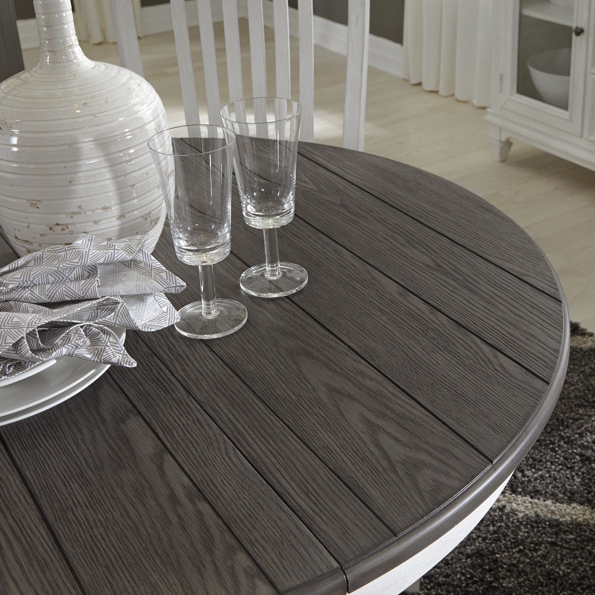Model: 417-DR-PDS | Liberty Furniture Pedestal Table