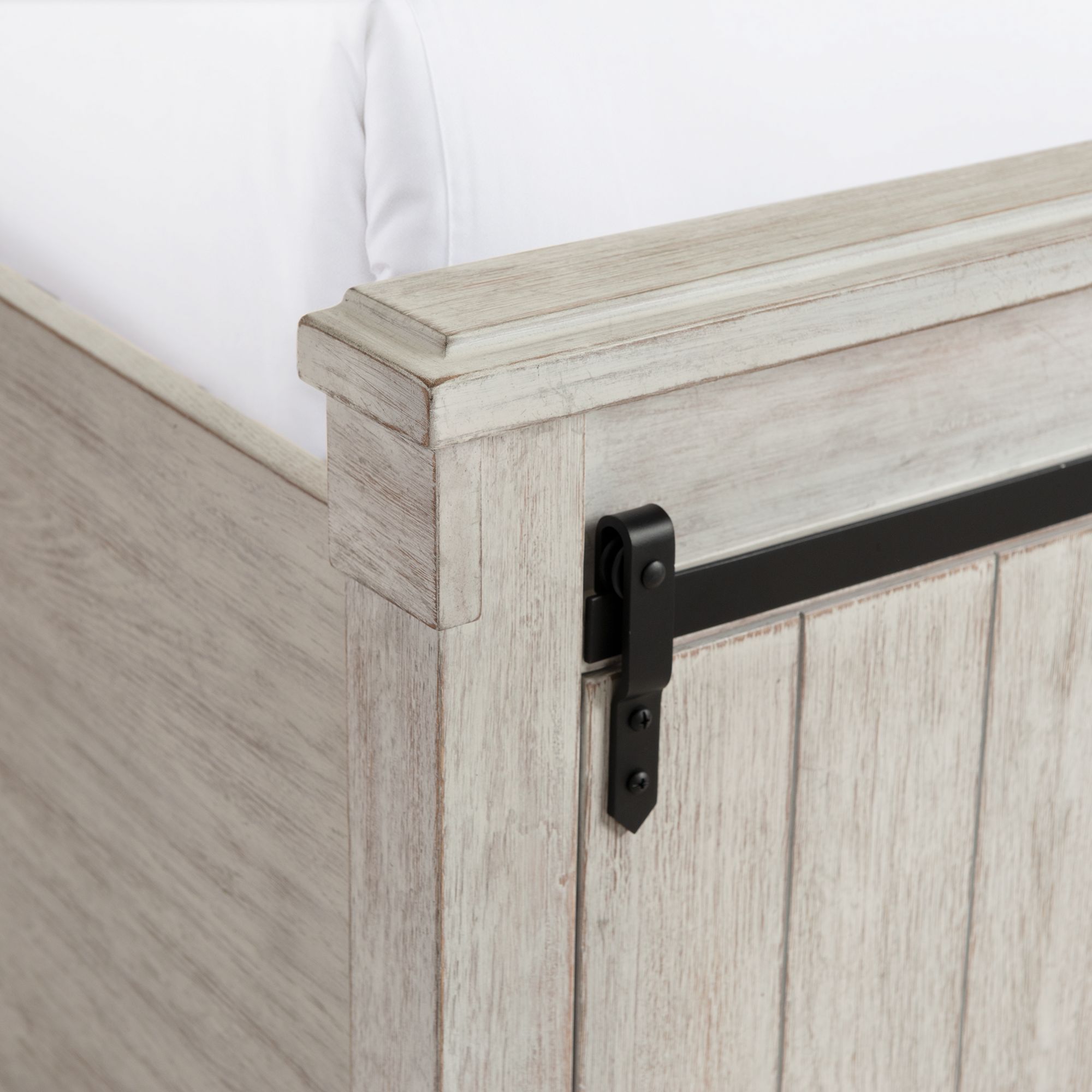 Model: SC670KB6PC | Elements Scott King Platform Storage 6PC Bedroom Set