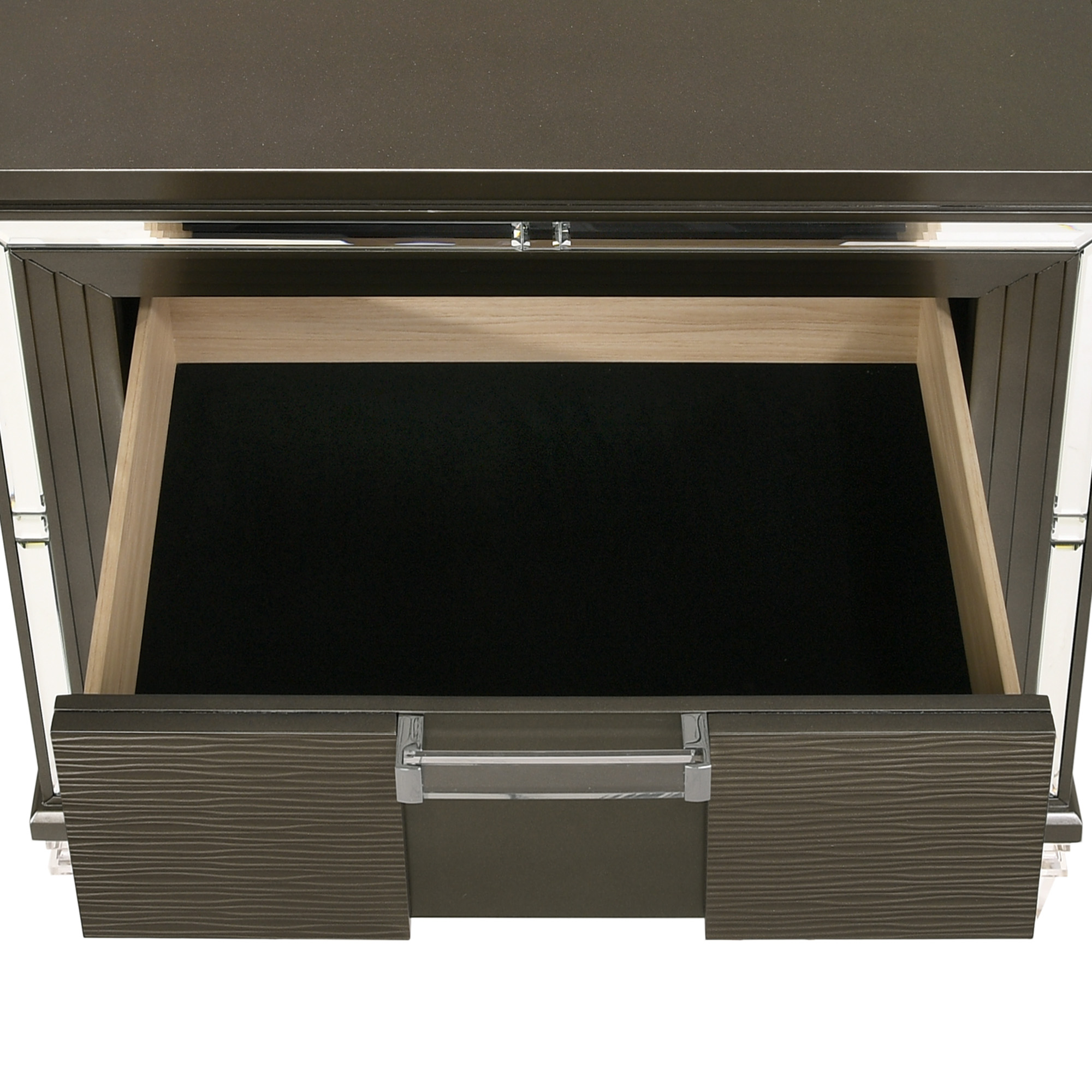 Model: TN600QB3PC | Elements Twenty Nine Queen Storage 3PC Bedroom Set