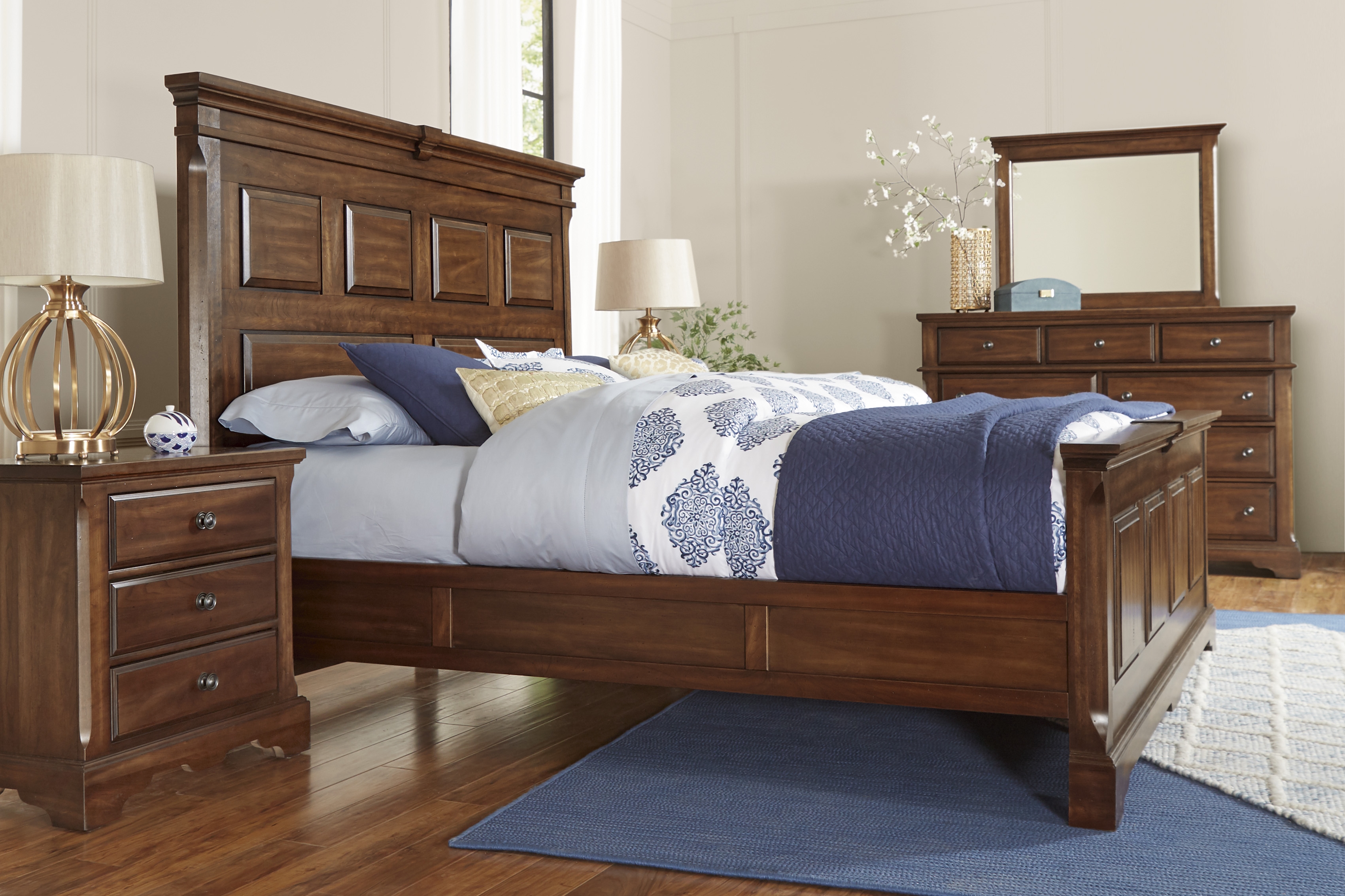 Model: 110-559-955-822 | Artisan & Post by Vaughan-Bassett Queen Mansion Bed With Decorative Rails