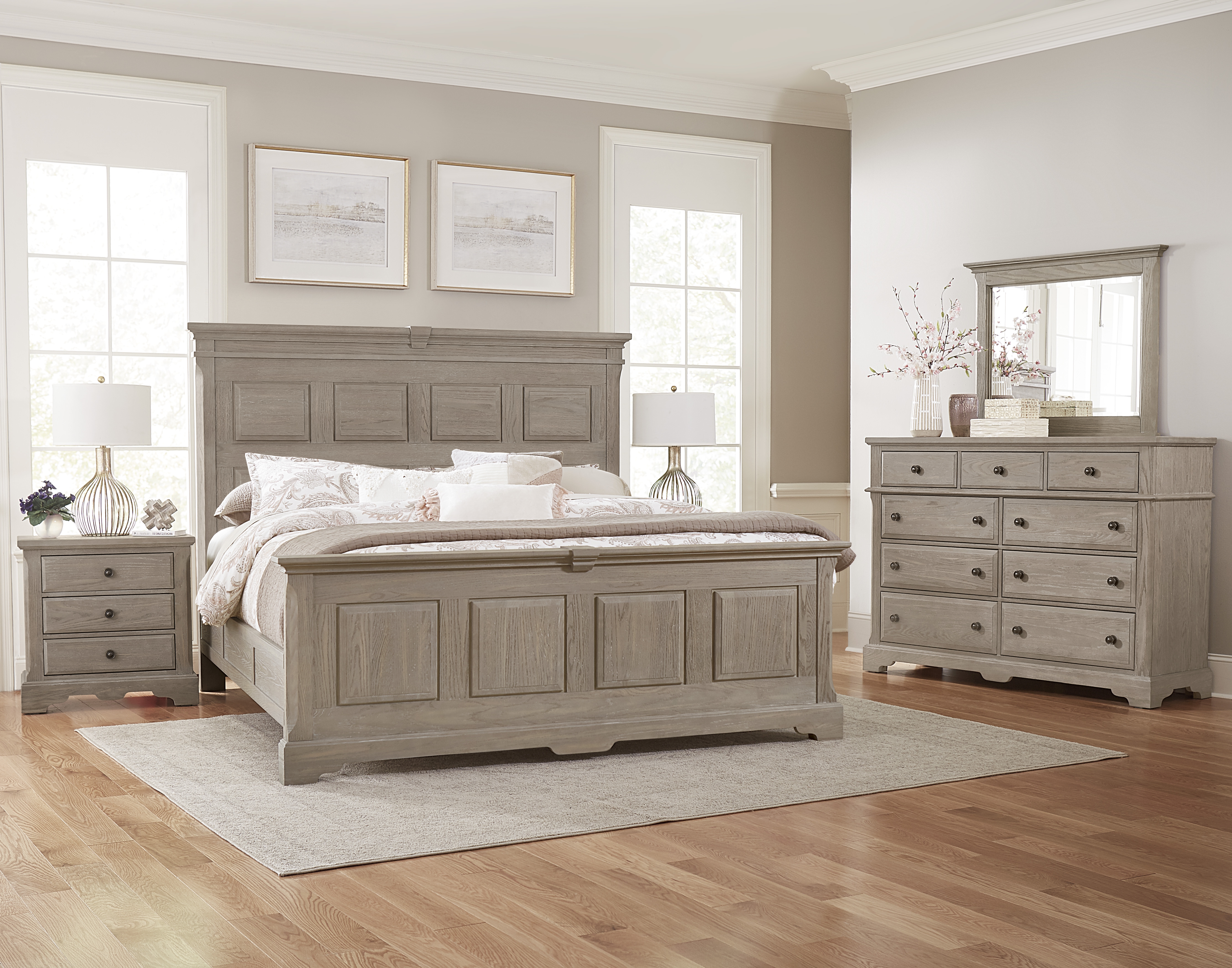 Model: 114-669-966-833-MS2 | Artisan & Post by Vaughan-Bassett King Mansion Bed With Decorative Rails
