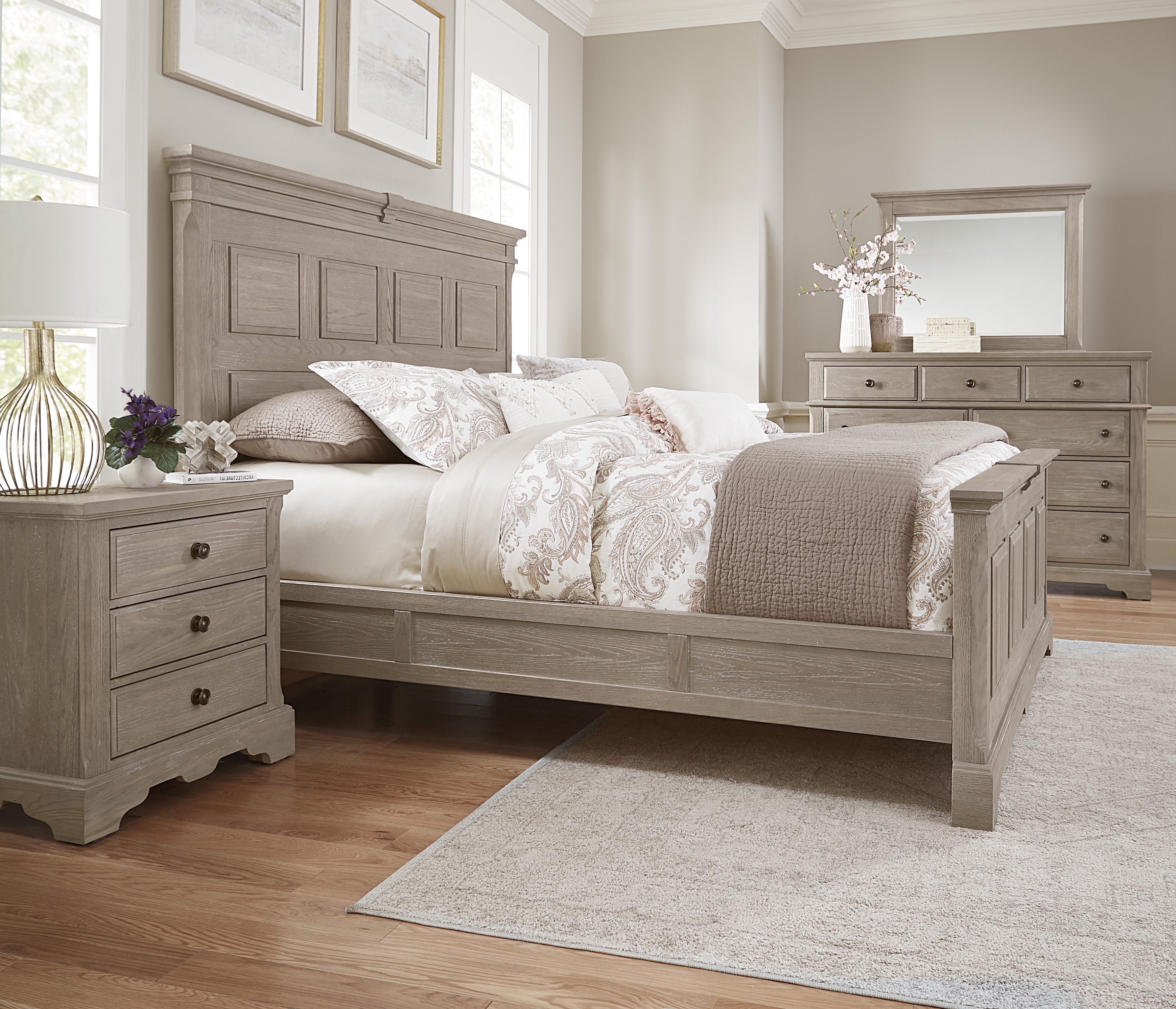 Model: 114-669-966-833-MS2 | Artisan & Post by Vaughan-Bassett King Mansion Bed With Decorative Rails