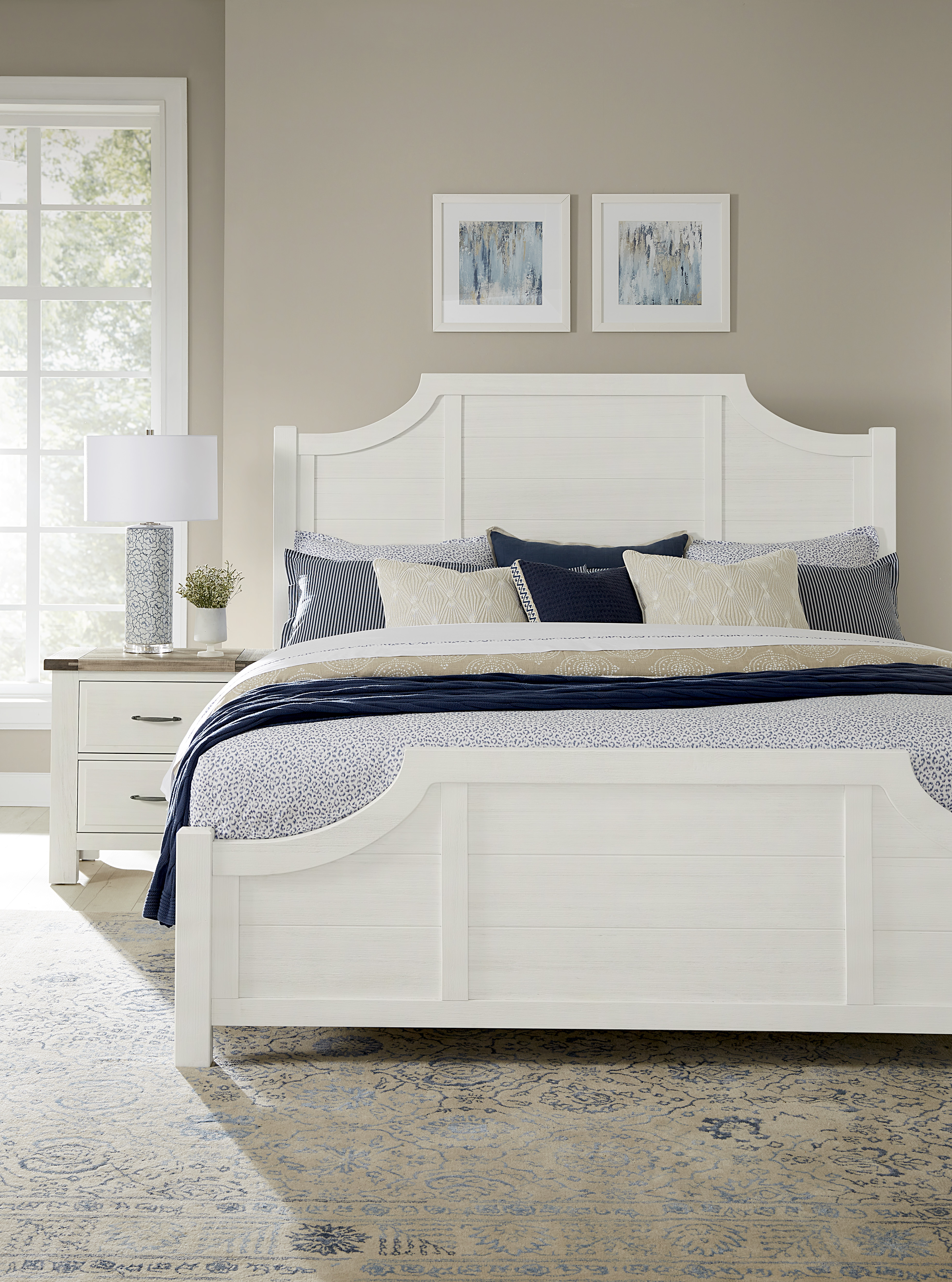 Model: 116-766 | Artisan & Post by Vaughan-Bassett Scalloped Ftbd 6/6