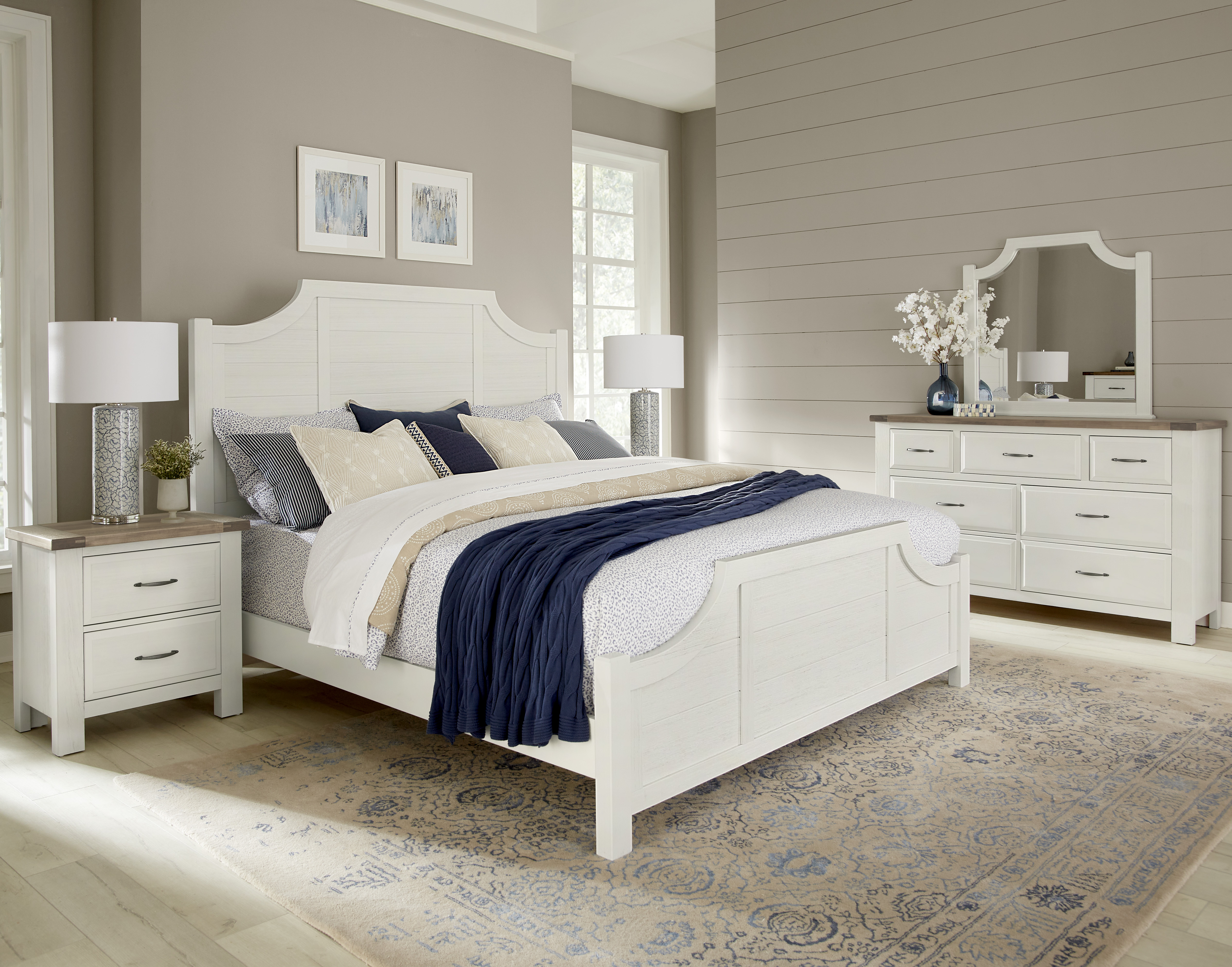 Model: 116-766 | Artisan & Post by Vaughan-Bassett Scalloped Ftbd 6/6