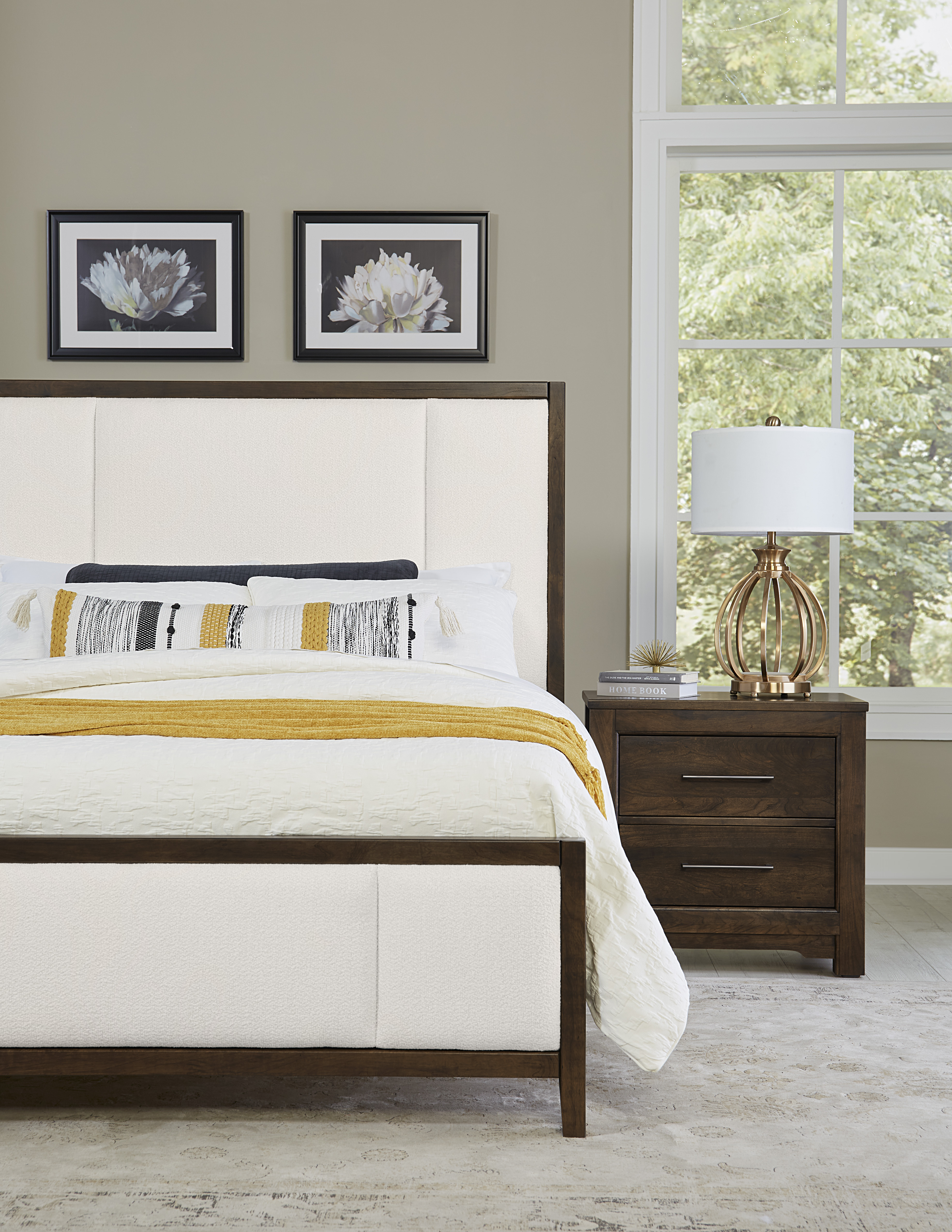 Model: 150-661 | Artisan & Post by Vaughan-Bassett Erins Uph Hdbd 6/6-Wht Fabric