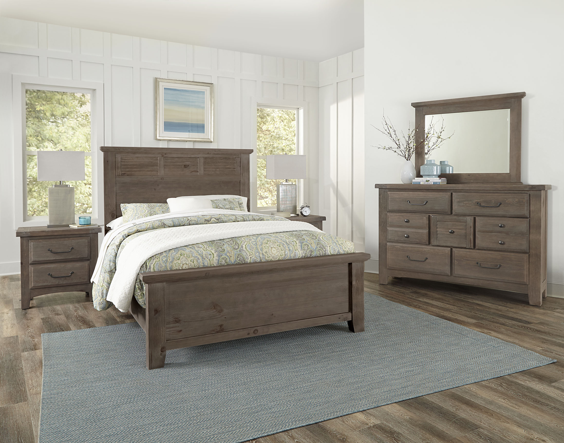 Model: 692-559 | Vaughan-Bassett Louver Hdbd 5/0