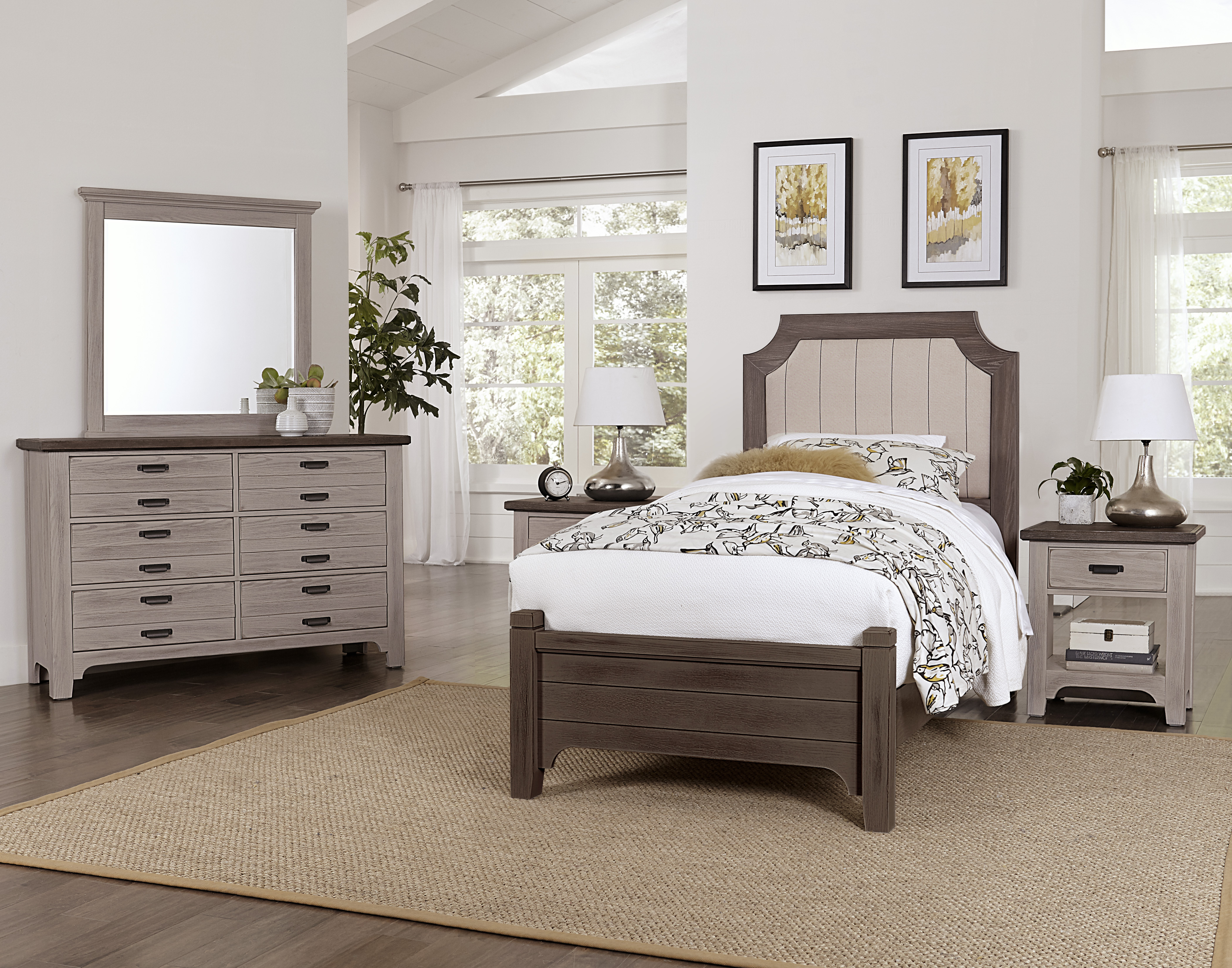 Model: 740-331 | Vaughan-Bassett Upholstered Hdbd 3/3