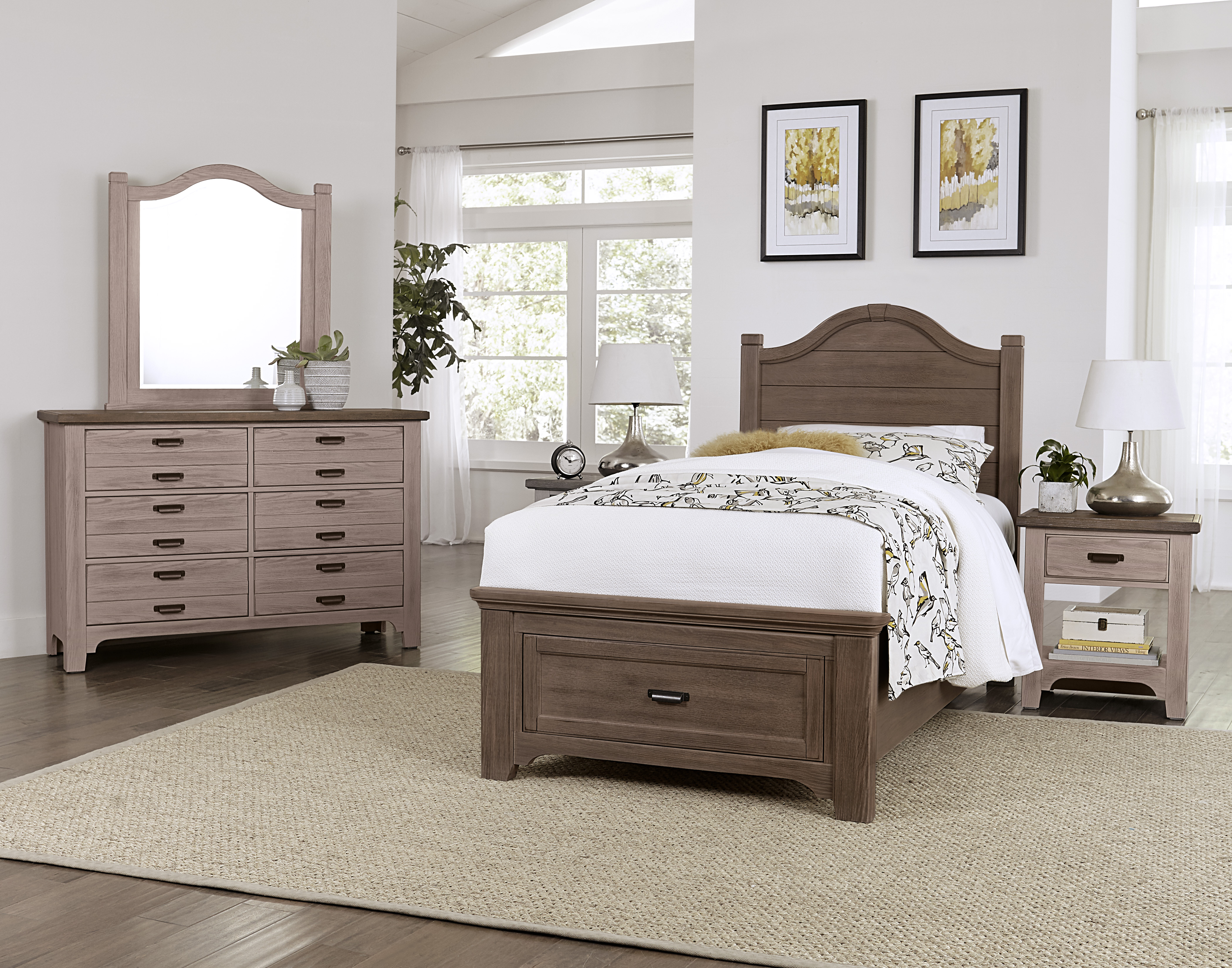 Model: 740-338 | Vaughan-Bassett Arch Hdbd 3/3