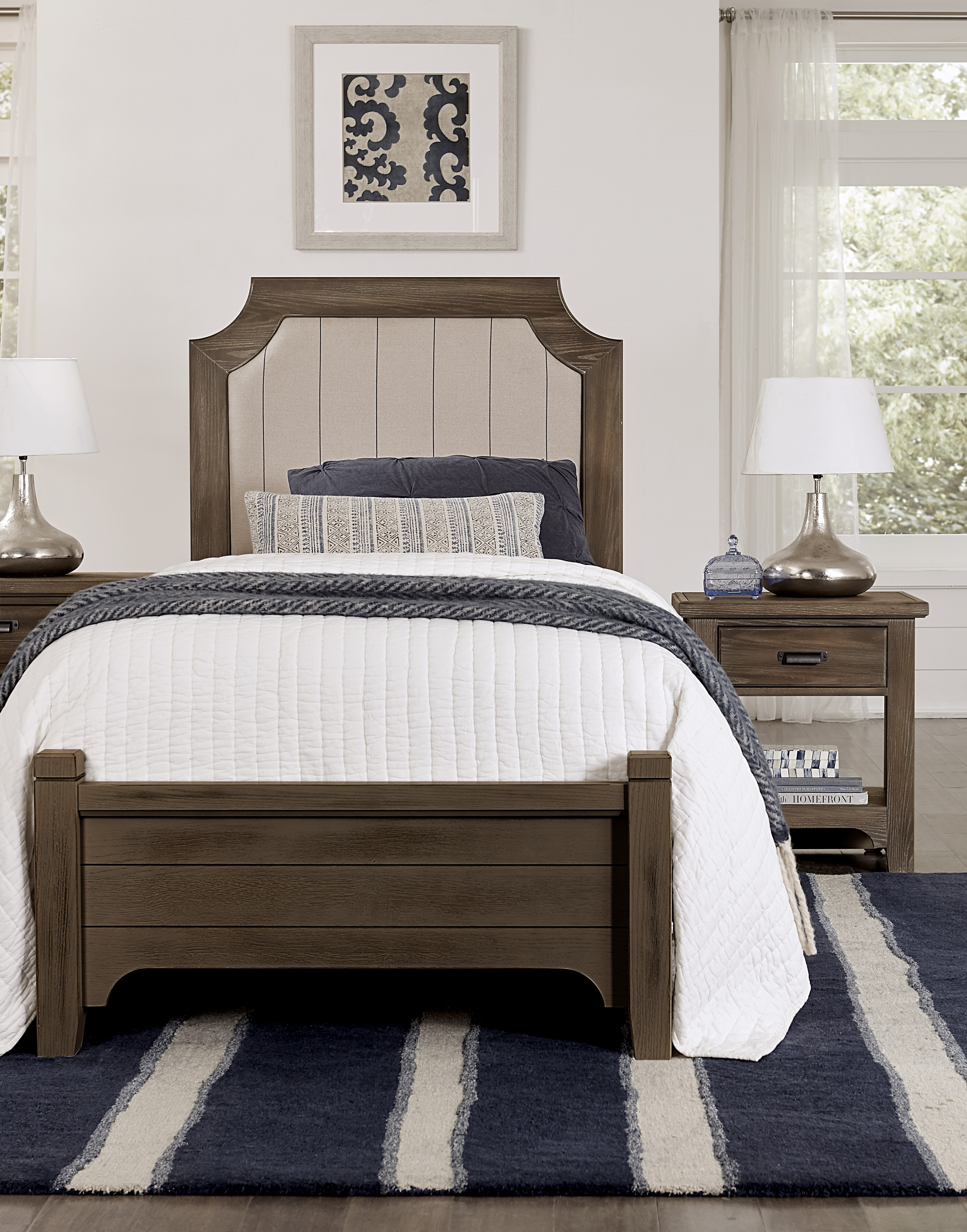 Model: 740-833 | Vaughan-Bassett Low Profile Ftbd 3/3