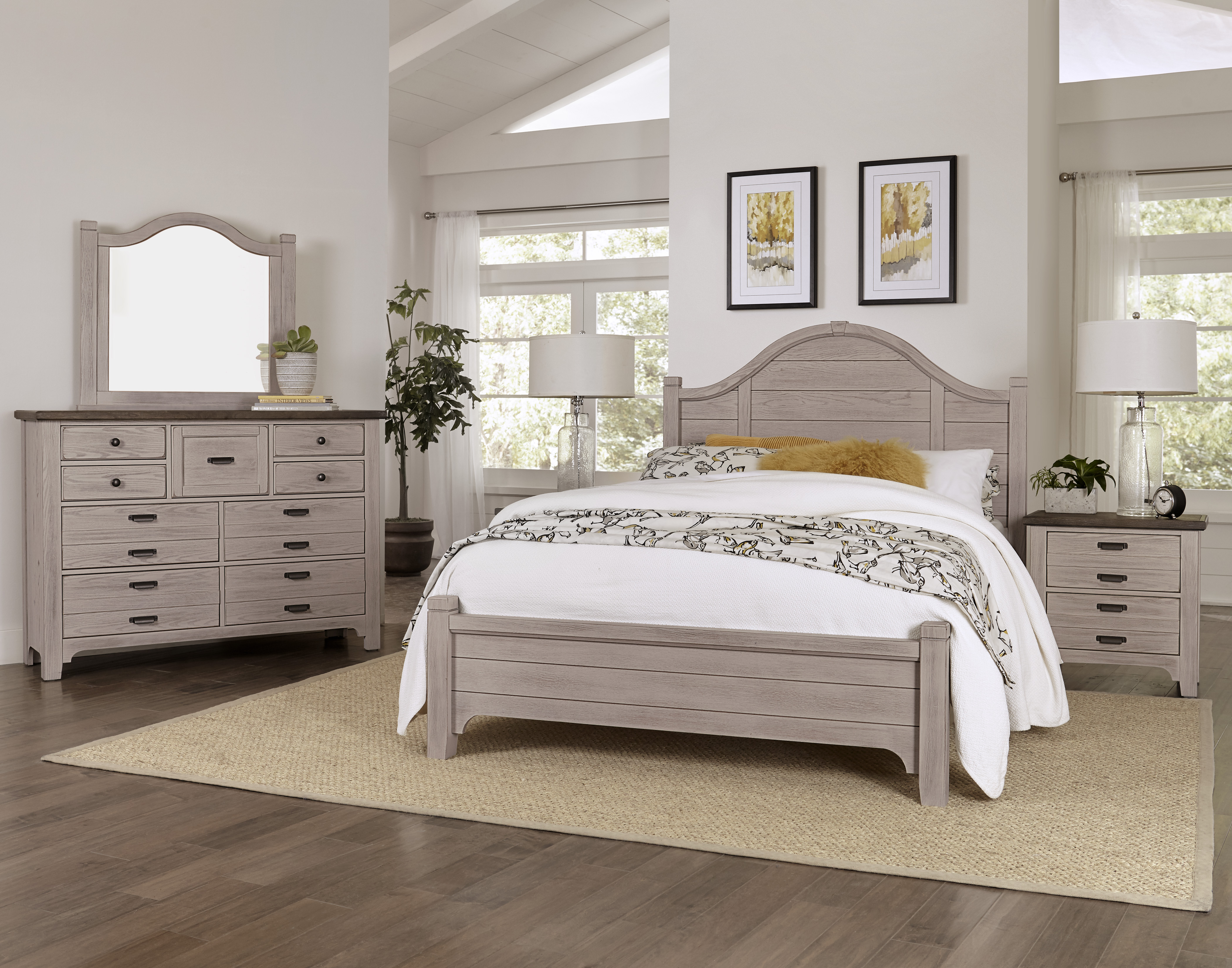 Model: 741-668A-866A-922-MS1 | Vaughan-Bassett King Arched Bed
