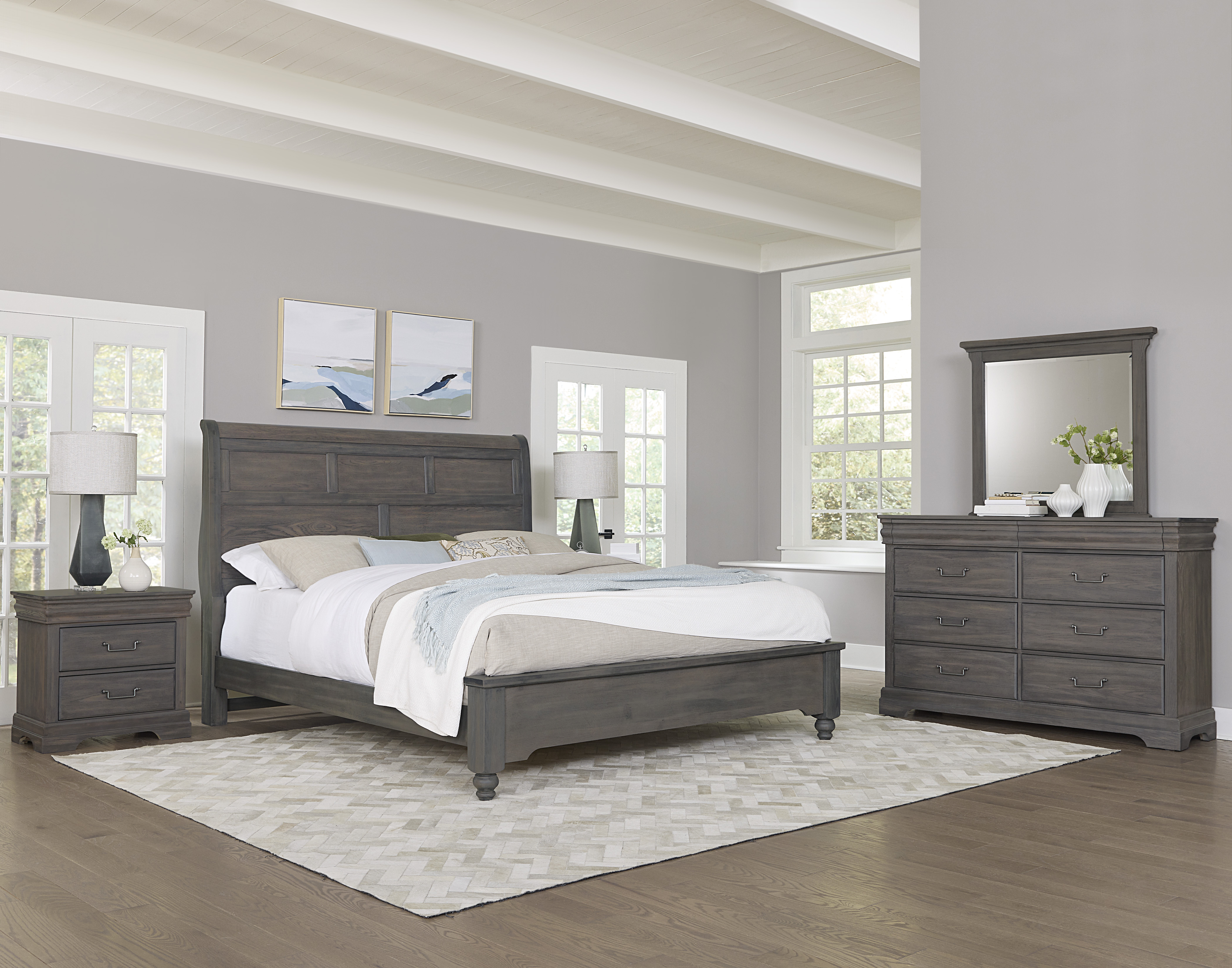 Model: 772-663-166-922-MS1 | Vaughan-Bassett King Sleigh Bed