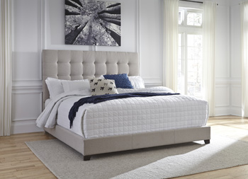 Signature Design by Ashley Dolante King Upholstered Bed