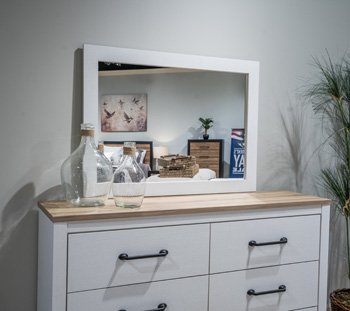 Benchcraft Linnocreek Bedroom Mirror