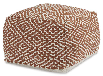 Signature Design by Ashley Brynnsen Pouf