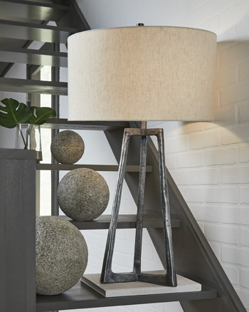 Signature Design by Ashley Ryandale Metal Table Lamp (1/CN)