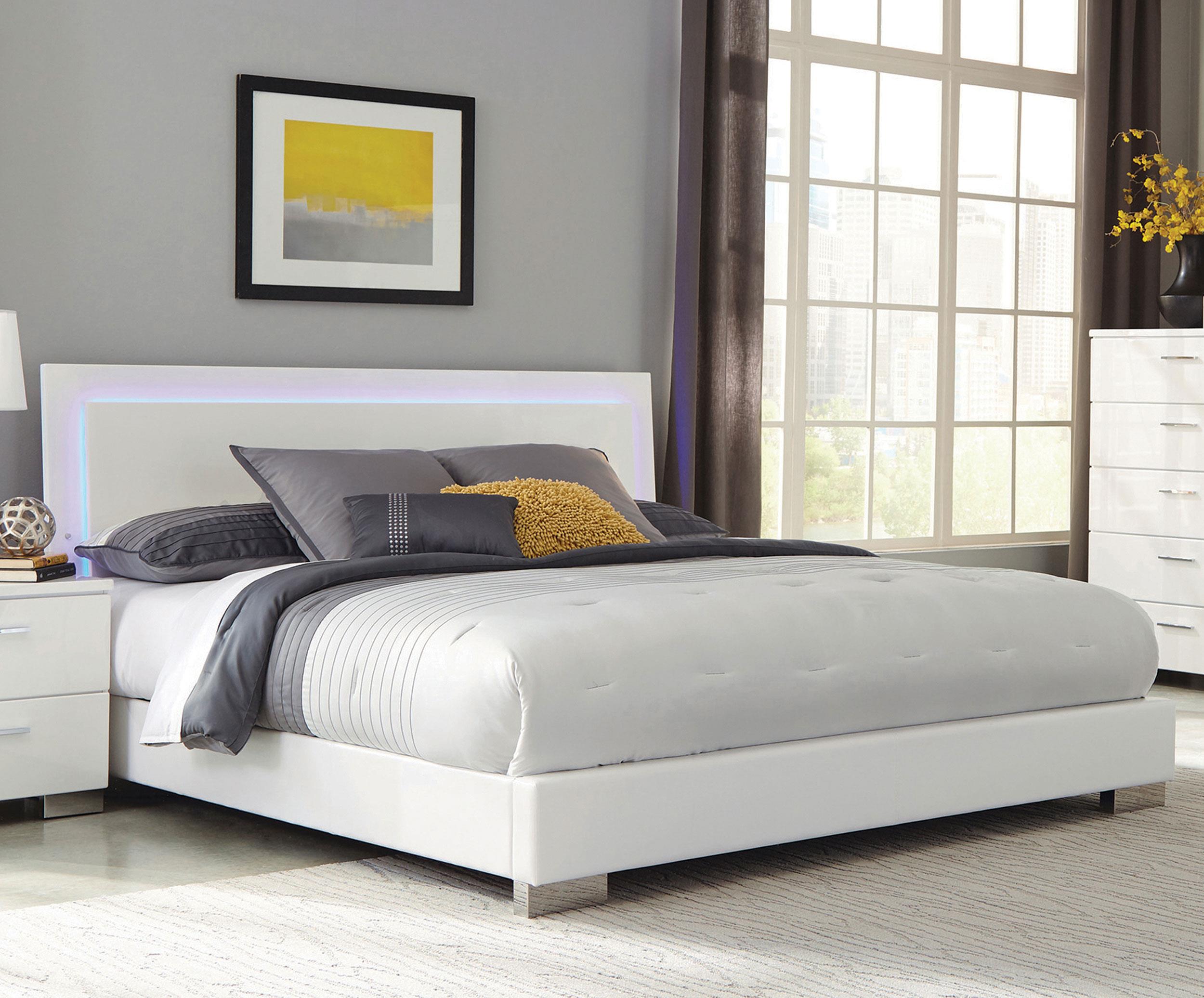 Model: 203500Q | Coaster Felicity Wood Queen LED Panel Bed White High Gloss