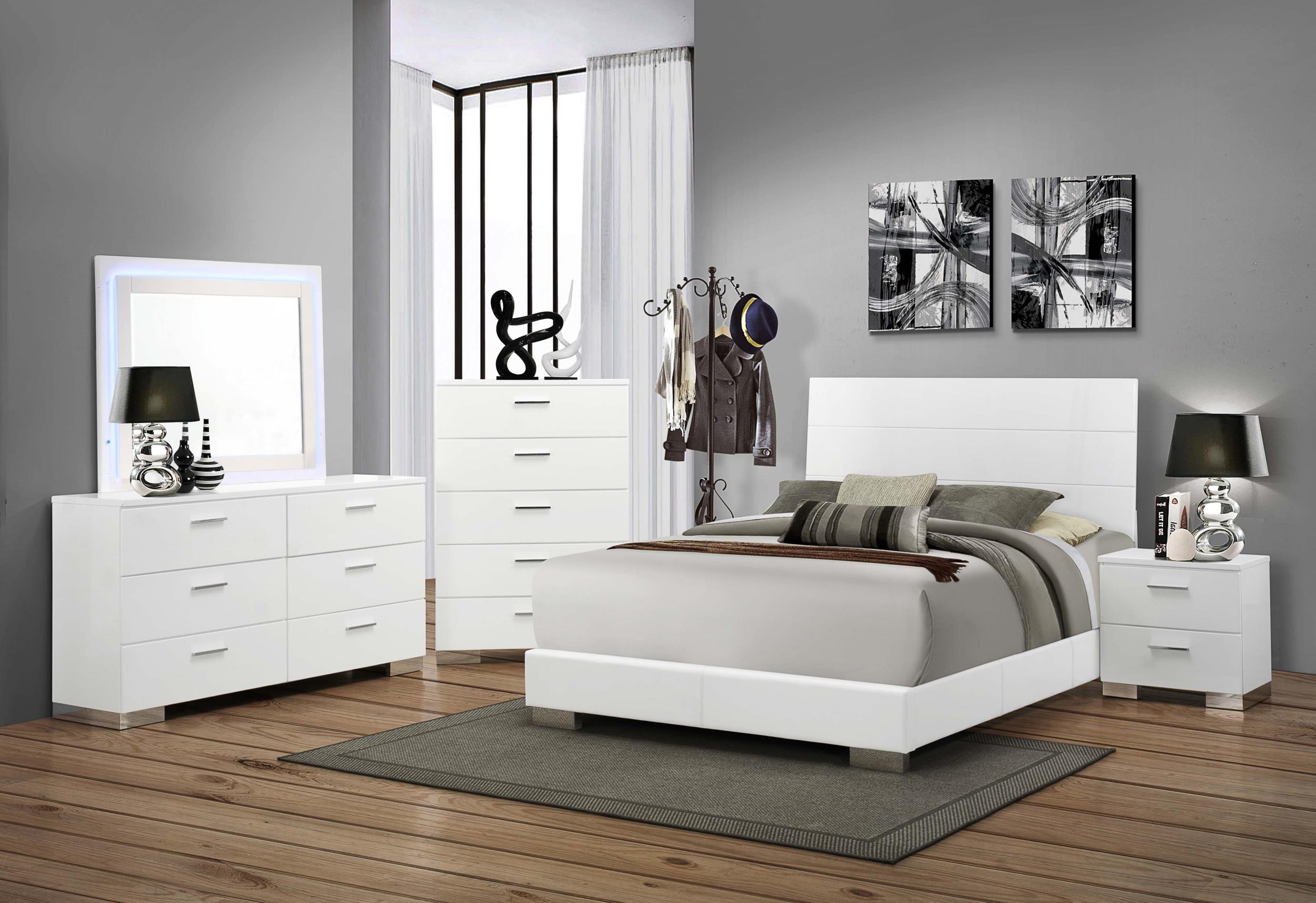 Coaster Felicity 5-piece Queen Bedroom Set White High Gloss