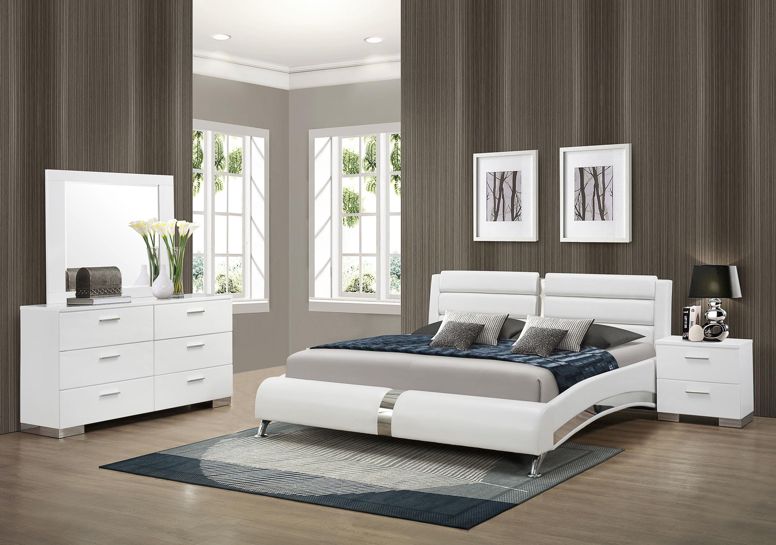 Coaster Jeremaine 4-piece Queen Bedroom Set White