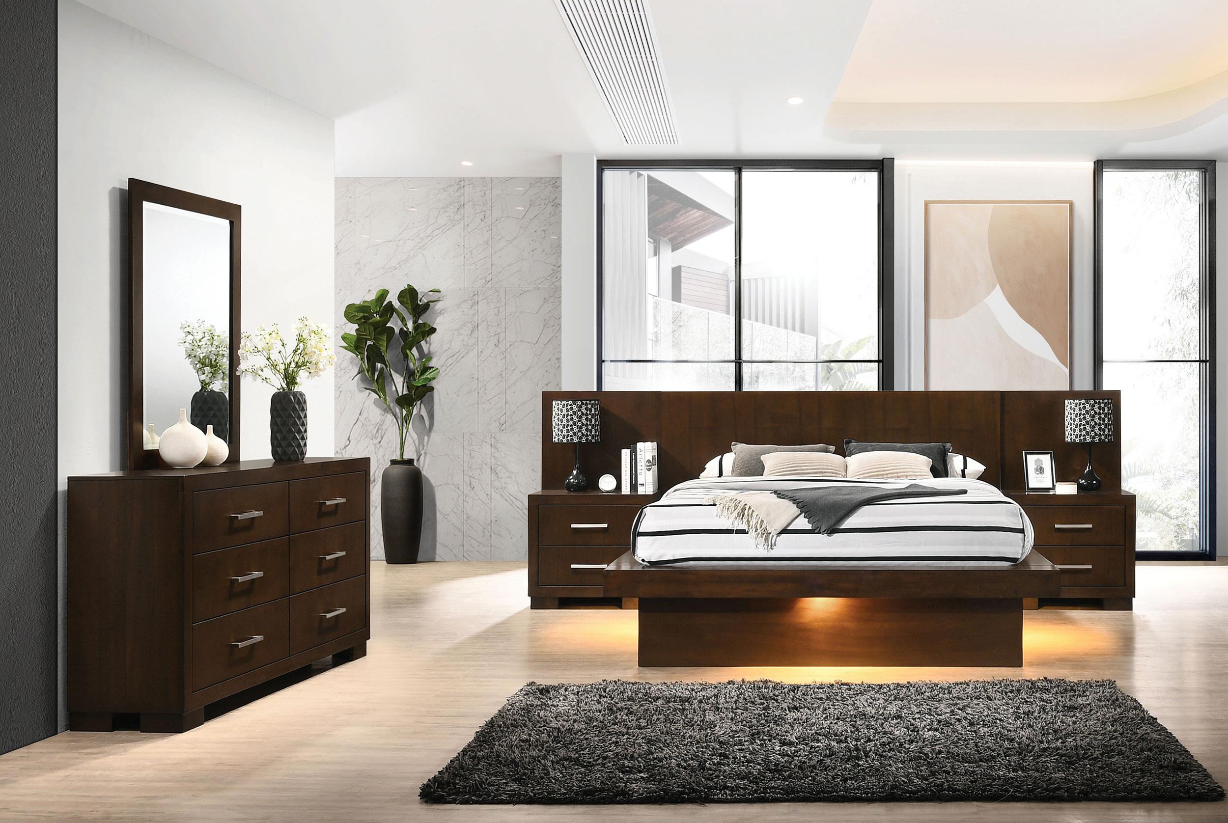 Coaster Jessica 5-piece Eastern King LED Bedroom Set Cappuccino