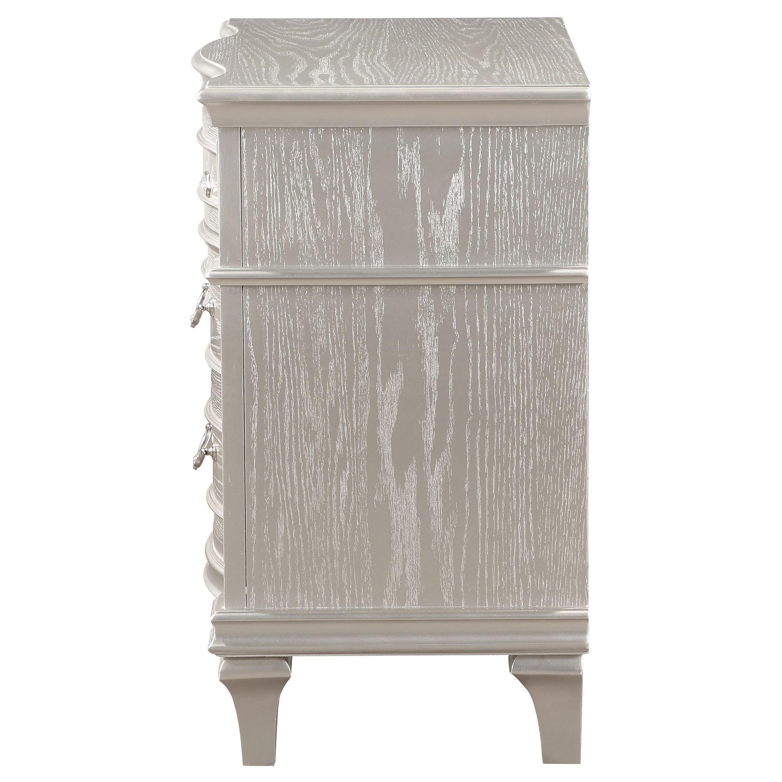 Model: 223392 | Coaster Evangeline 3-drawer Nightstand Silver Oak