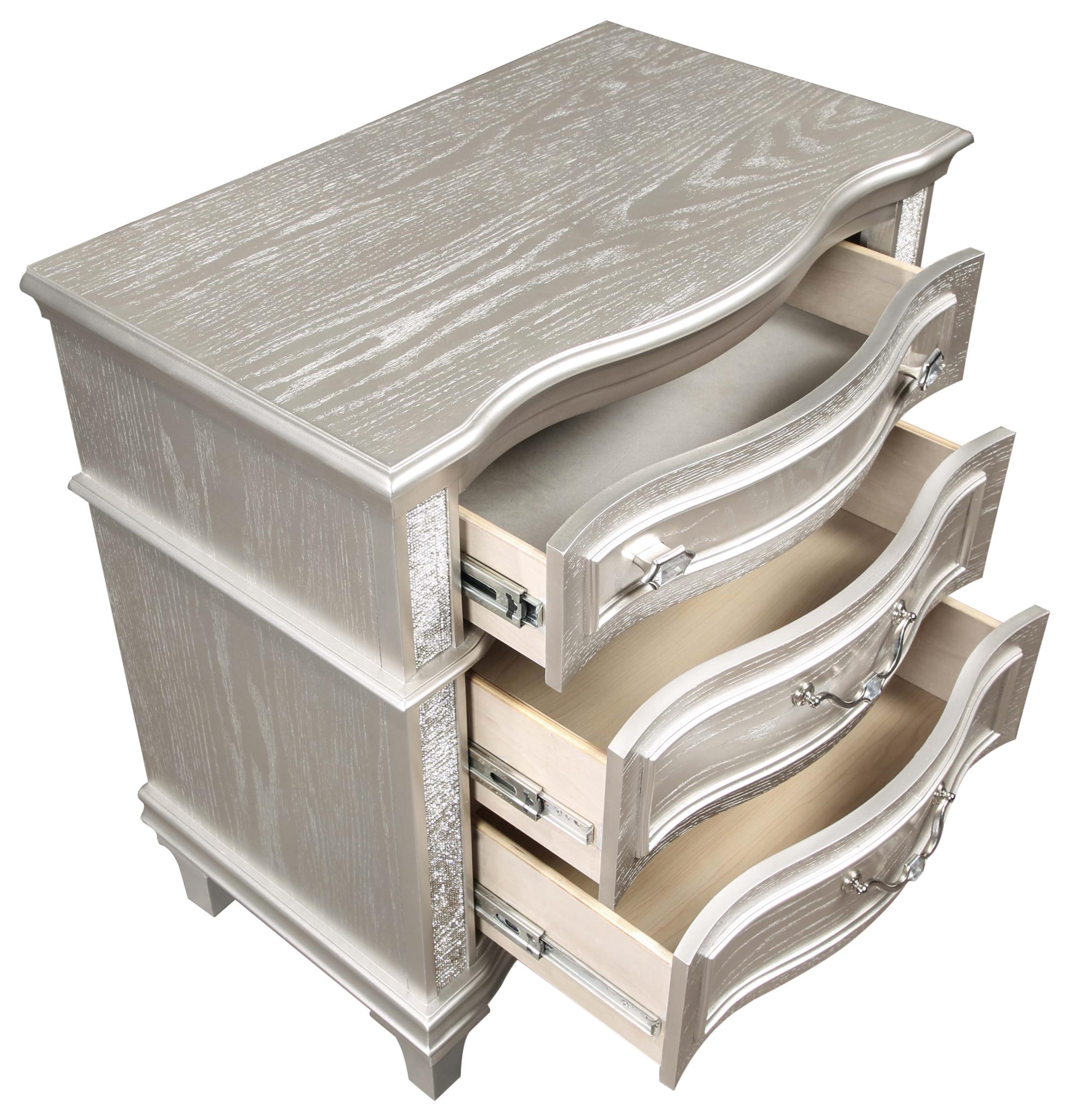 Model: 223392 | Coaster Evangeline 3-drawer Nightstand Silver Oak