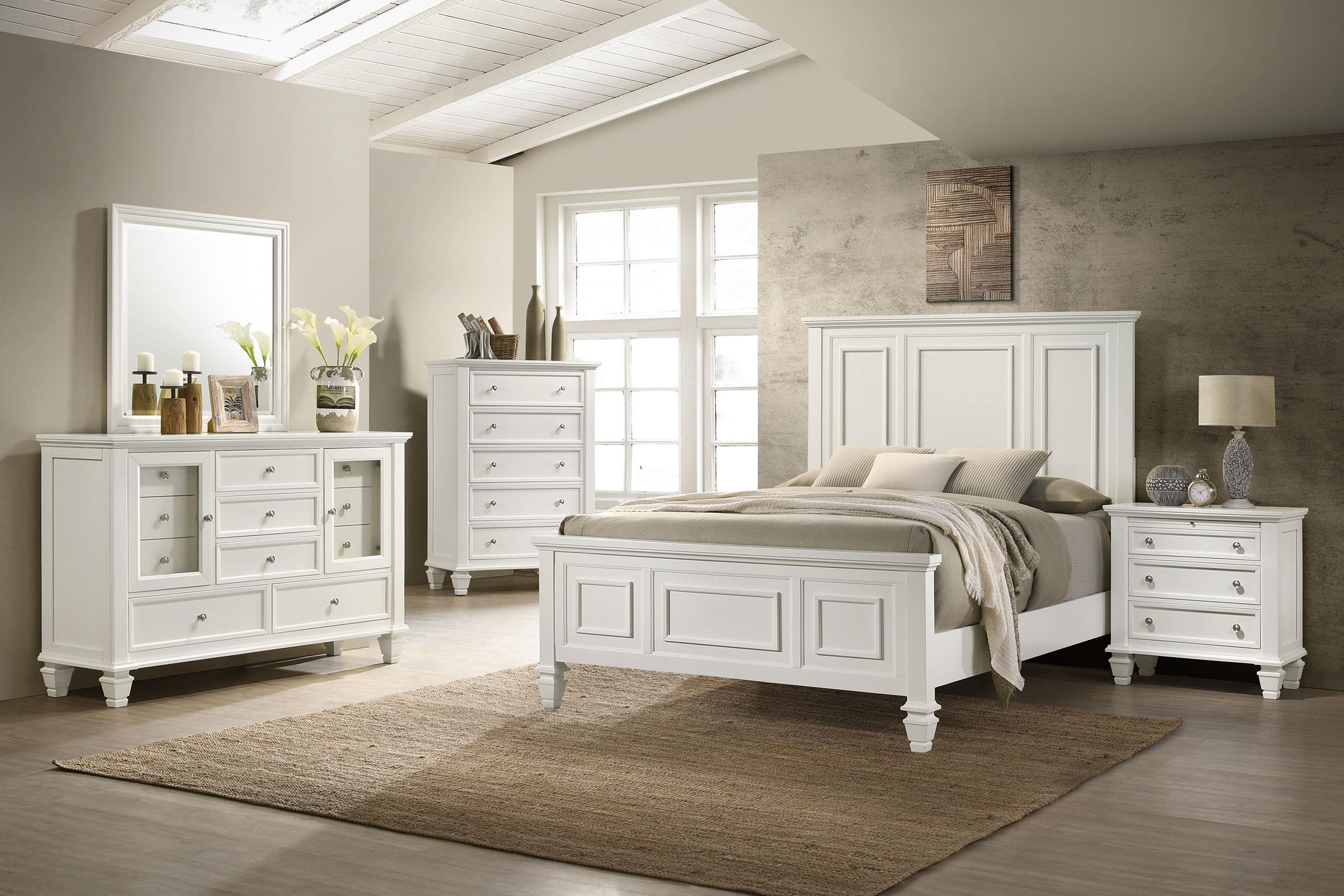 Model: 201301Q | Coaster Sandy Beach Wood Queen Panel Bed Cream White