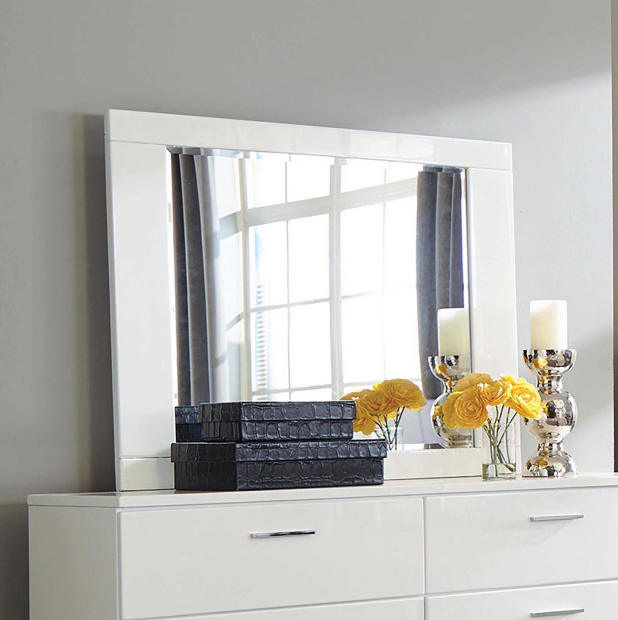 Model: 203504 | Coaster Felicity Dresser Mirror White High Gloss