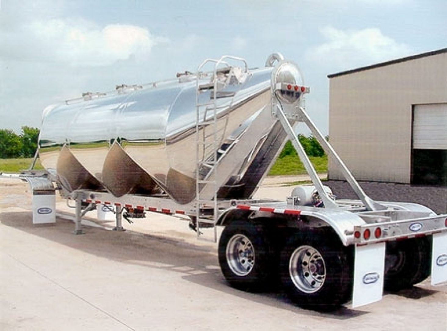 Pneumatic Bulk Trailers American Galvanizers Association