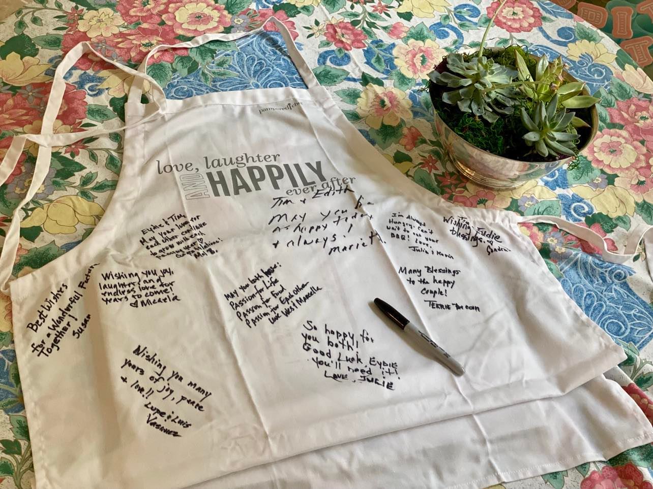 Wedding Showers & Registries with The Pampered Chef