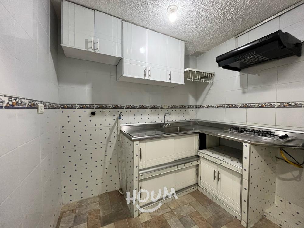 Casa de 6 alcobas en venta en Rincón Santo, Bogotá, 231 m² · foto 16 de 24