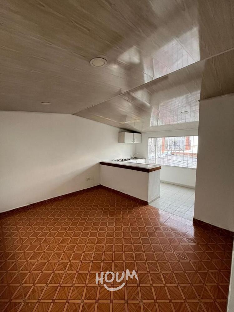 Casa de 5 alcobas en venta en Bosque De Modelia, Modelia, Bogotá, 380 m² · foto 5 de 24