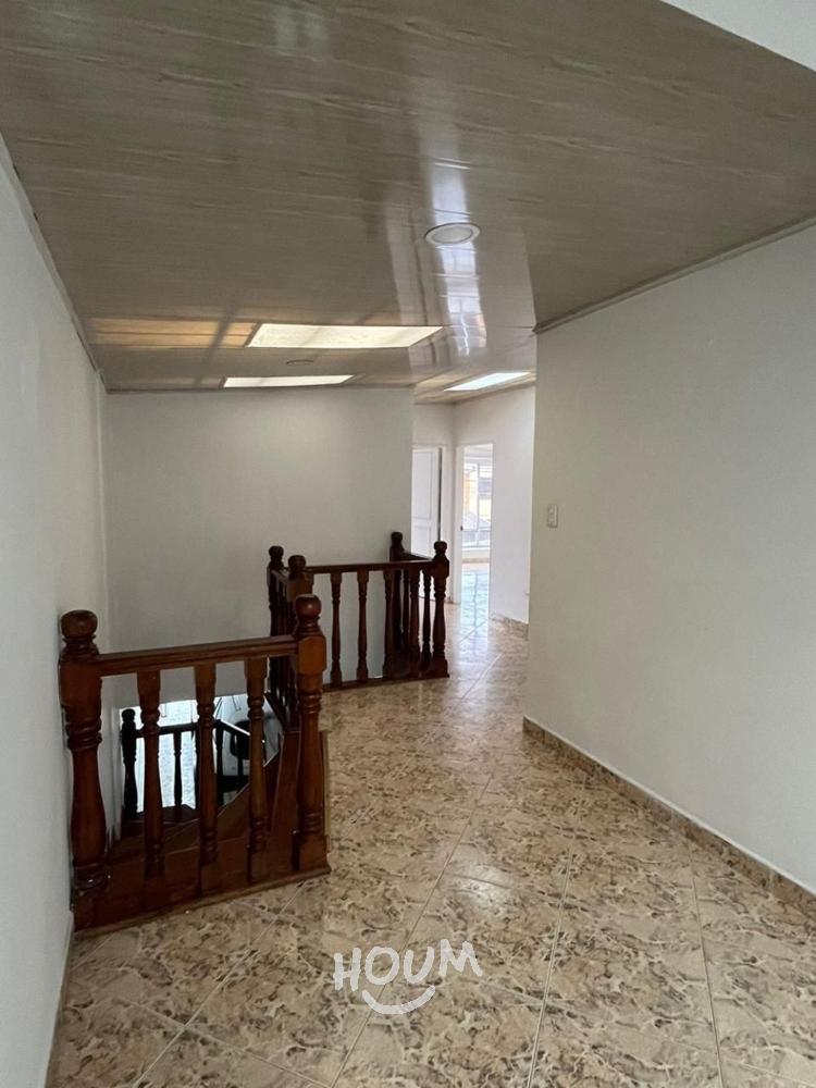 Casa de 5 alcobas en venta en Bosque De Modelia, Modelia, Bogotá, 380 m² · foto 10 de 24