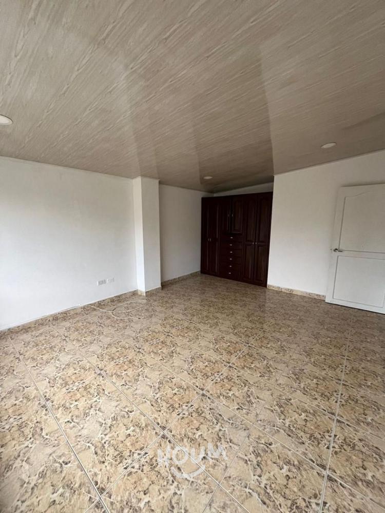 Casa de 5 alcobas en venta en Bosque De Modelia, Modelia, Bogotá, 380 m² · foto 16 de 24