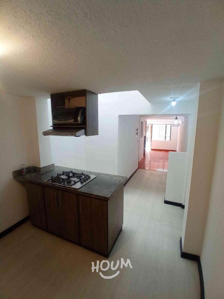 Casa de 3 alcobas en venta en Alcaparros, El Rincón, Bogotá, 85 m² · foto 2 de 24