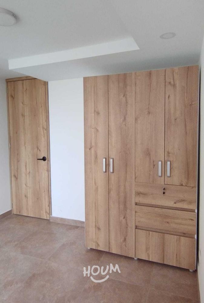 Apartamento en venta en Prados De La Alameda, Fontibón-San Pablo, Bogotá · foto 2 de 13