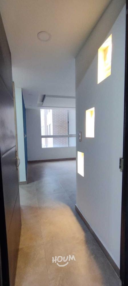 Apartamento en venta en Prados De La Alameda, Fontibón-San Pablo, Bogotá · foto 8 de 13