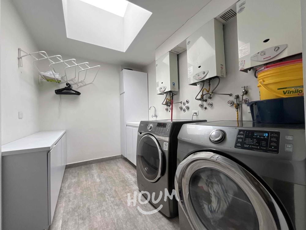 Apartamento de 5 alcobas en venta en Navarra, Bogotá, 340 m² · foto 5 de 24