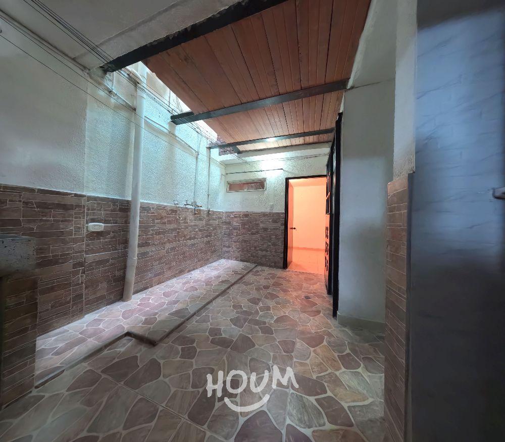 Apartamento de 2 alcobas en venta en El Condado, Bogotá, 72 m² · foto 5 de 13