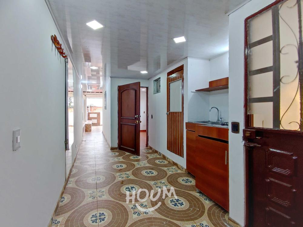 Casa de 5 alcobas en venta en Cofradía, Modelia, Bogotá, 197 m² · foto 4 de 24