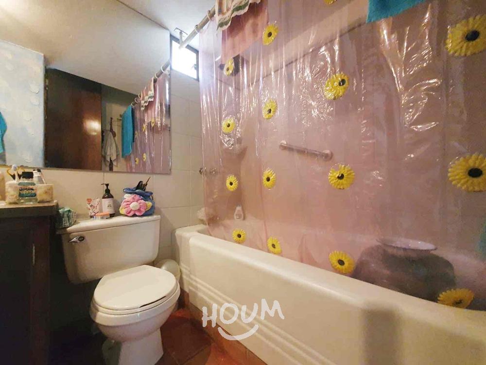 Casa de 8 alcobas en venta en La Concordia, Bogotá, 192 m² · foto 21 de 24