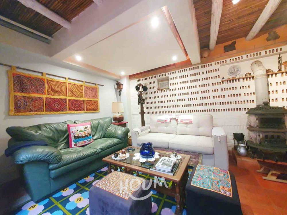 Casa de 8 alcobas en venta en La Concordia, Bogotá, 192 m² · foto 4 de 24