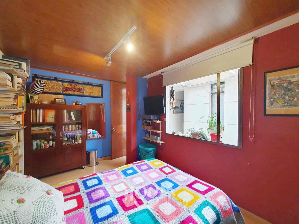 Casa de 8 alcobas en venta en La Concordia, Bogotá, 192 m² · foto 11 de 24